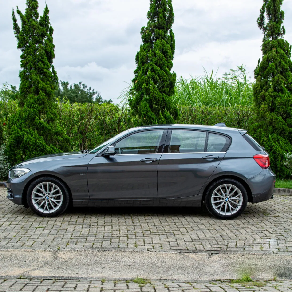 BMW 120i Active Flex 2016, foto 4 de 13