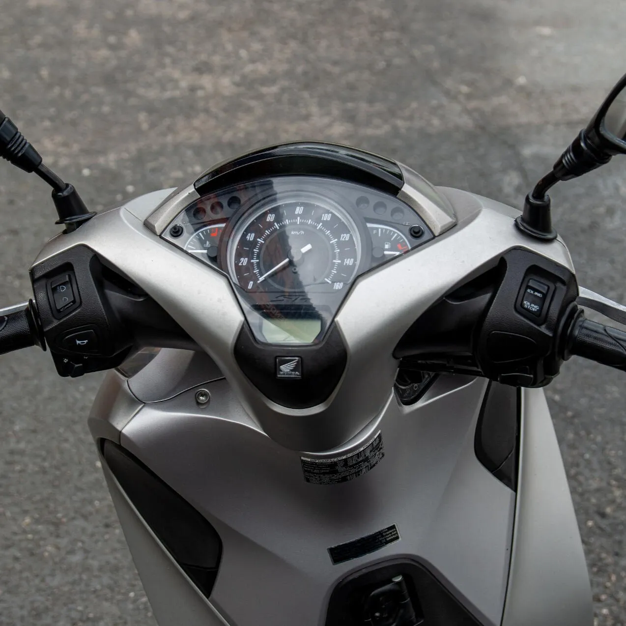 Honda SH 150i DLX 2017, foto 8 de 9