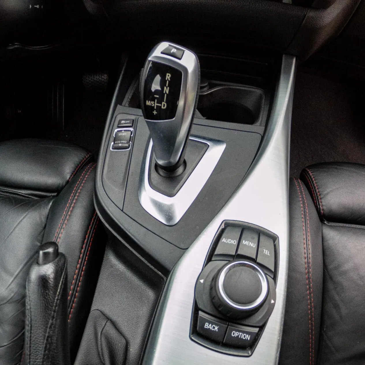 BMW 120i Active Flex 2016, foto 13 de 13